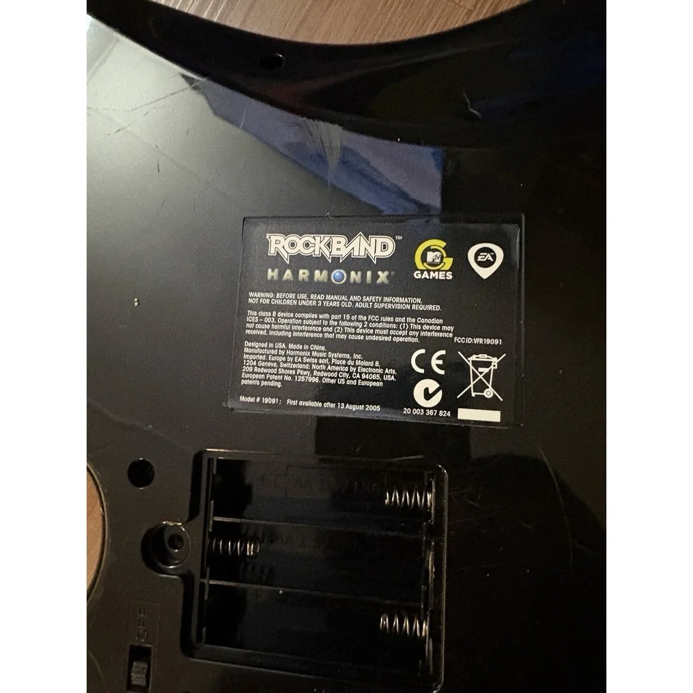 Rock Band Fender Stratocaster‎ Wireless Guitar Controller Harmonix 19091 Wii
